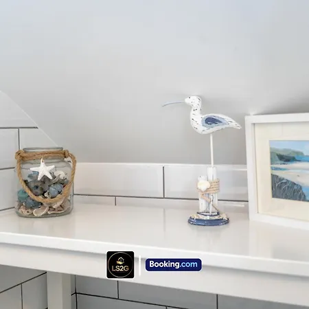Stunning House By Ls2G Short Lets & Serviced Accommodation Greater London With Free Wifi Exterior photo